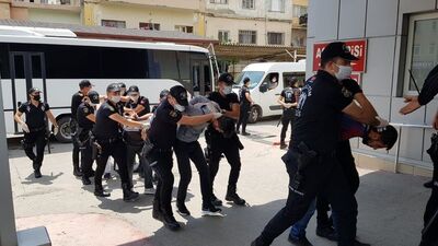 Hatay'da silahlı ve bıçaklı kavga!