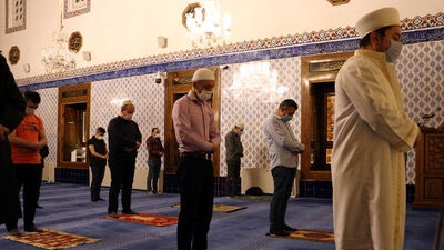 Aylar sonra cemaatle ilk sabah namazı