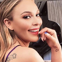 Ziynet'ten karavan pozu