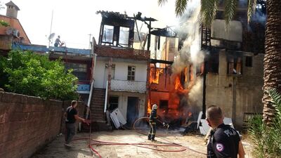 Tarihi binayı ateşe verdi! "Yakmadan duramıyorum!"