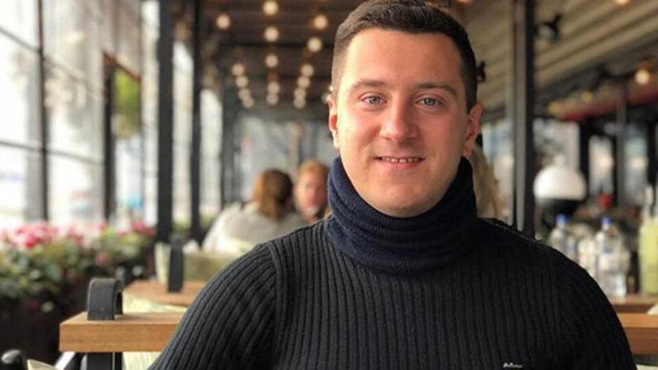 Şüpheliyi kovalarken düşüp yaralanmıştı! O polisten kahreden haber