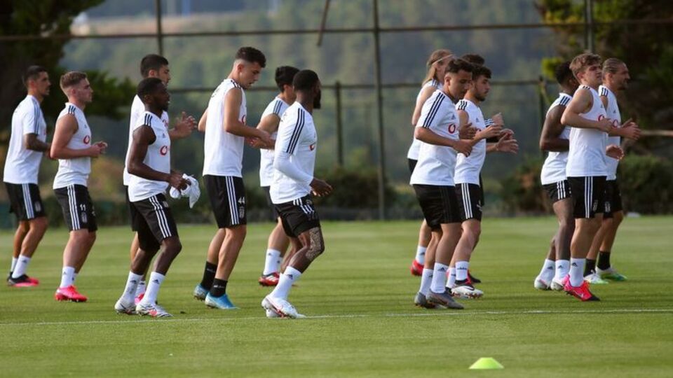 Beşiktaş'a "geçmiş olsun" mesajları