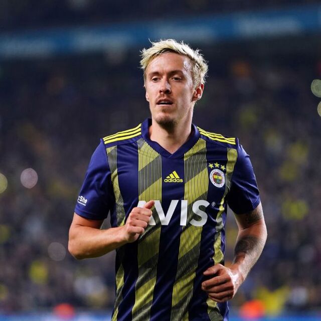 Max Kruse'den Stuttgart paylaşımı
