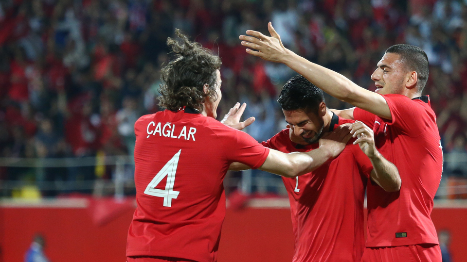 Zeki Çelik'in yeni adresi...