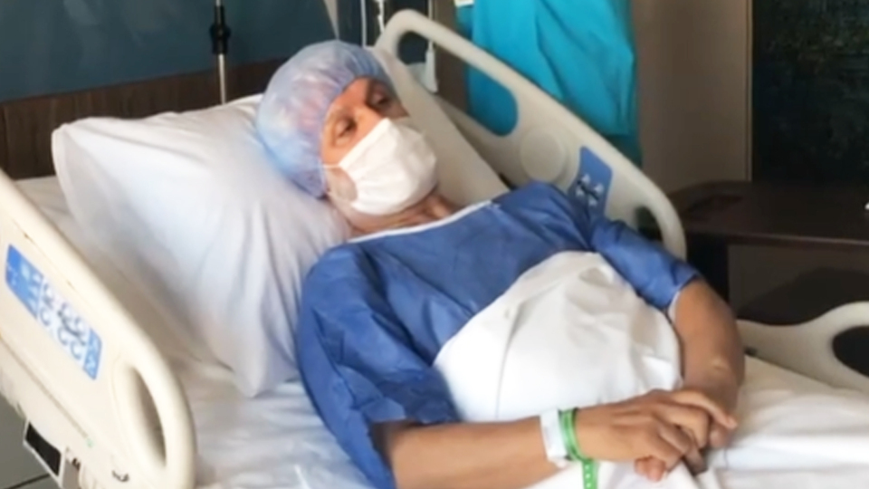 Ünlü oyuncu ameliyat oldu