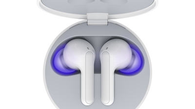 Bu kulaklık mikropları temizliyor!