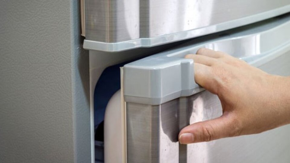 Buzdolabı kapısı neden kapanmaz?