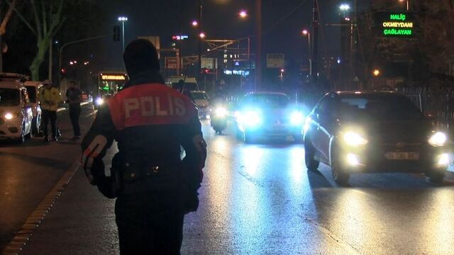 İstanbul'da asayiş uygulaması yapılıyor