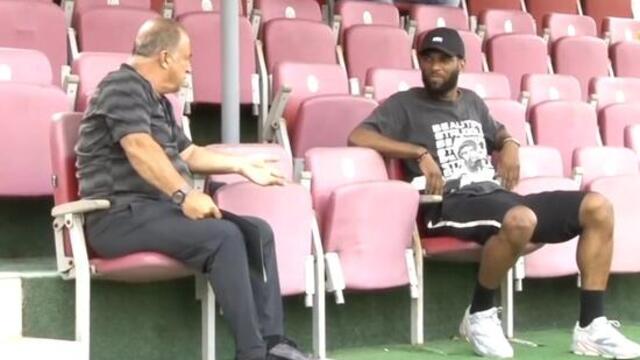 Ryan Babel tekrar Florya'da