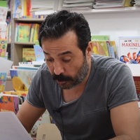 Mustafa Üstündağ'dan Güzel ve Çirkin masalı