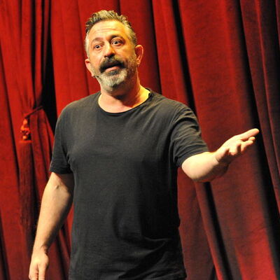 Cem Yılmaz, Netflix’e karşı!