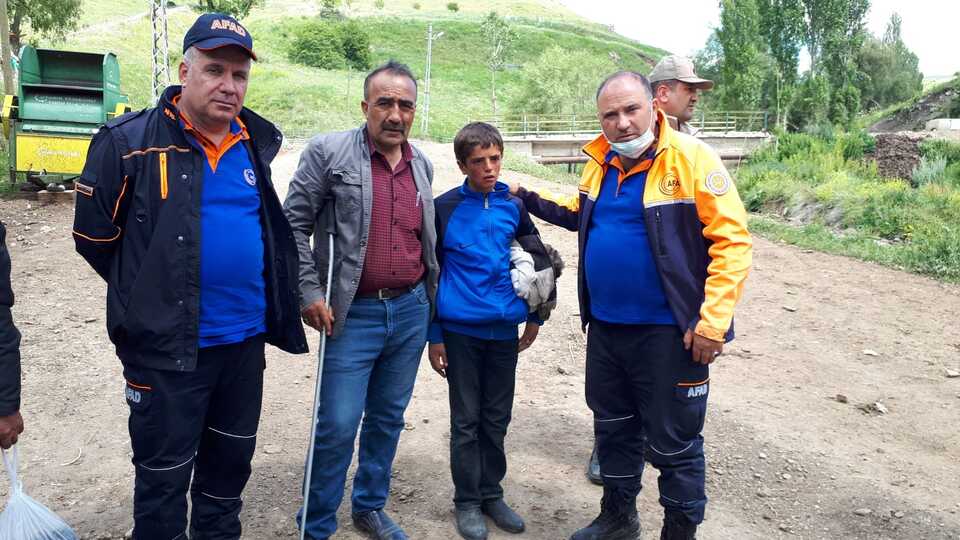 Siste kaybolan çoban, 20 saat sonra bulundu