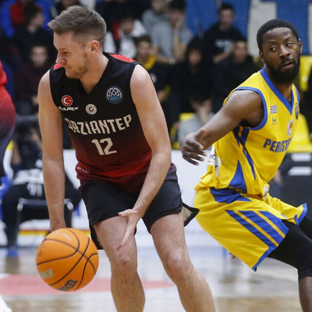 Vasiliauskas ile yollarını ayırdı