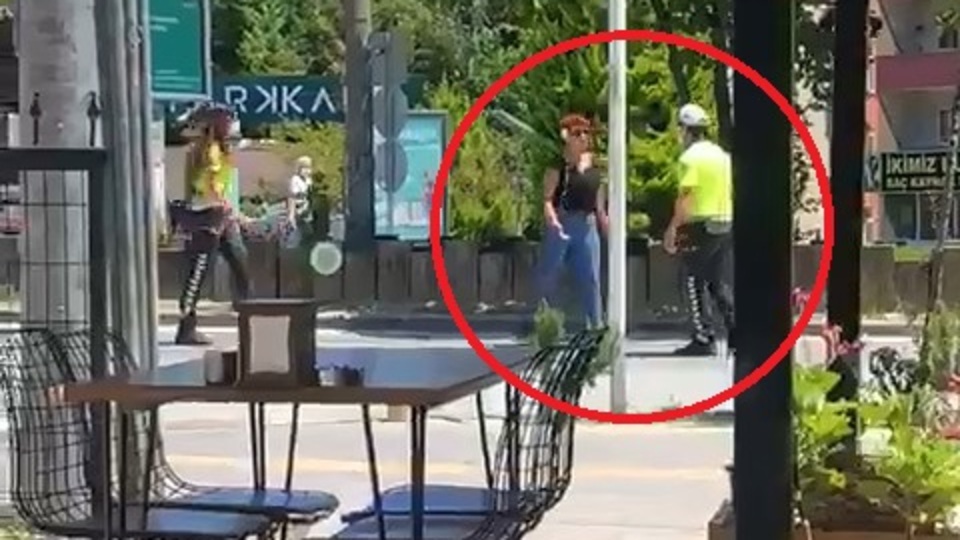 Kısıtlamayı da maske kuralını da ihlal etti! Şaşkına çeviren tepki!