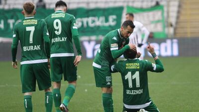 Seleznov kadroda yine yok