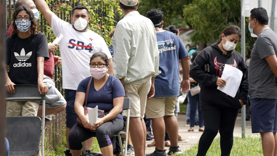 ABD'de Kovid-19 nedeniyle 45 milyon kişi işini kaybetti