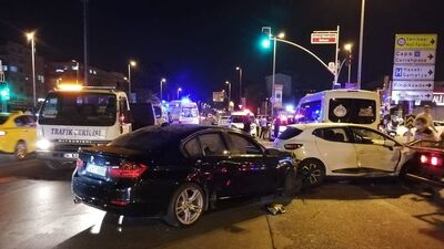 Fatih'te zincirleme kaza: 1 yaralı