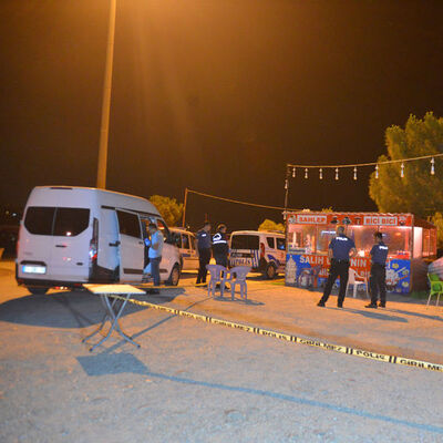 Öğretmene 'çay bayat' kurşunu