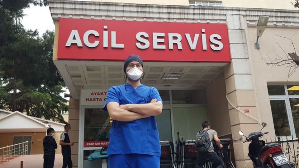 Covid geçiren acil hekimi uyardı! Nasılsa genciz ayakta atlatırız demeyin!