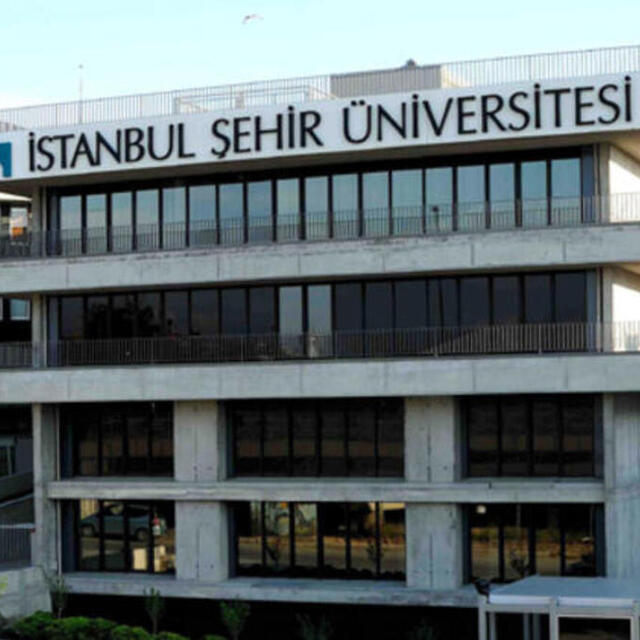 İstanbul Şehir Üniversitesi neden kapatıldı?