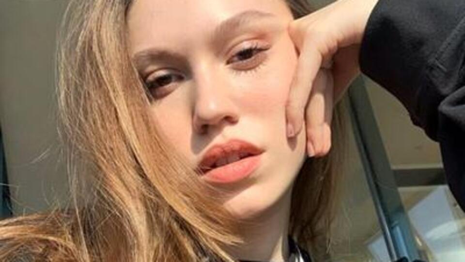 Duygu Özaslan kimdir?