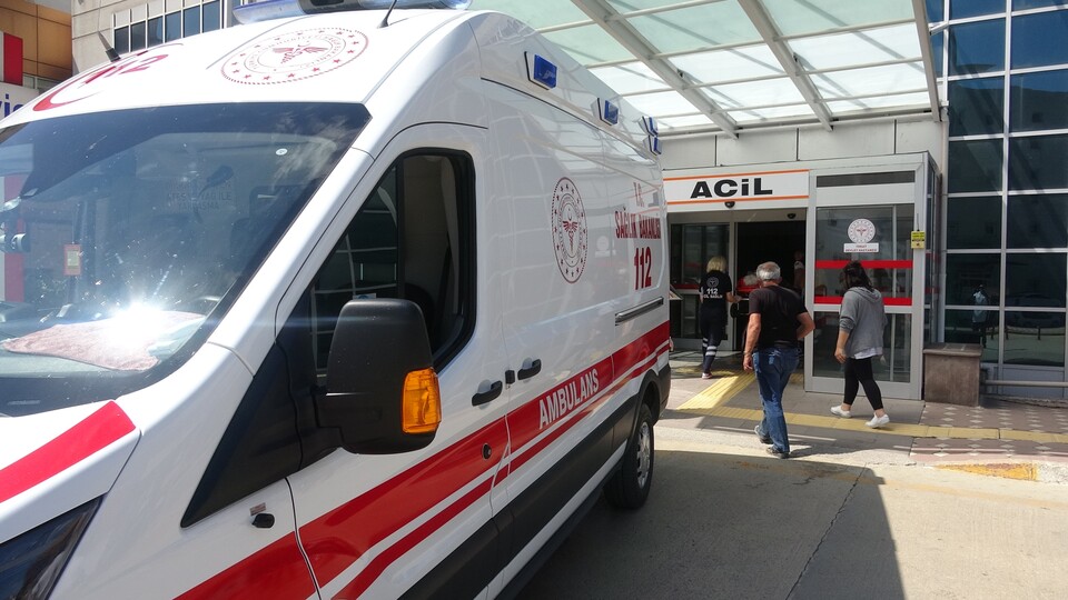 Cenaze ve nişanda yayıldı! 50'den fazla kişi tedaviye alındı!