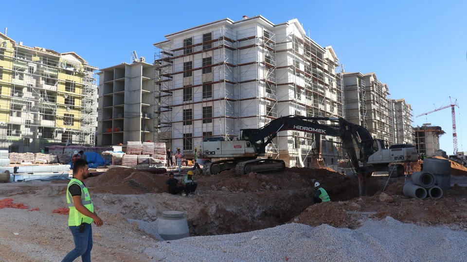 Elazığ'da ilk konutlar ağustosta teslim