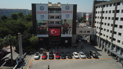 Bataklık Operasyonu'ndan lüks araç galerisi çıktı!