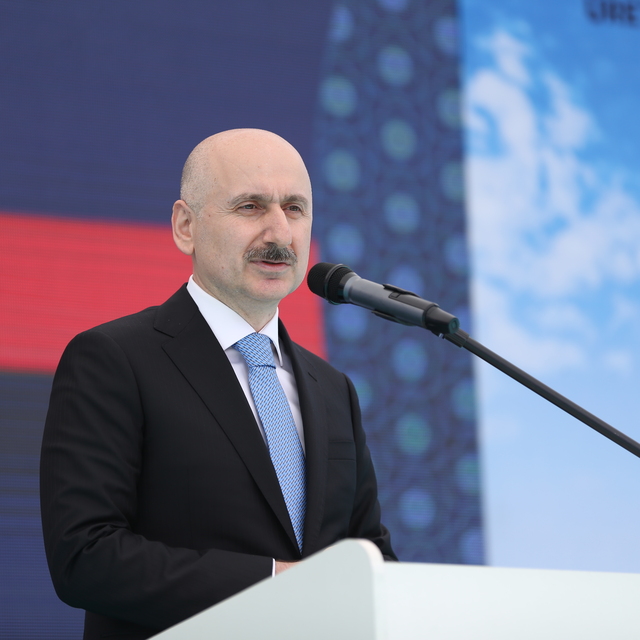"Turizm gelirlerinin 4 milyar doları denizden"