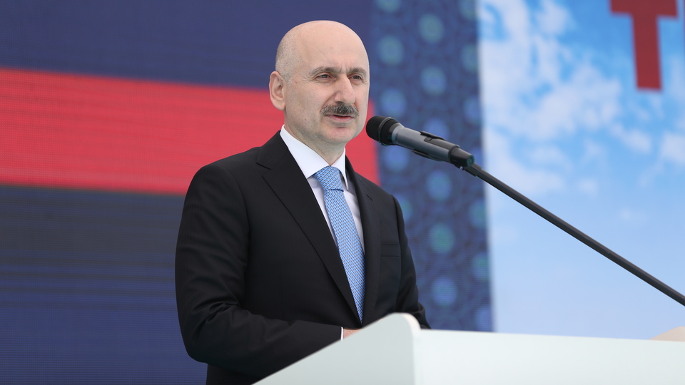 "Turizm gelirlerinin 4 milyar doları denizden"