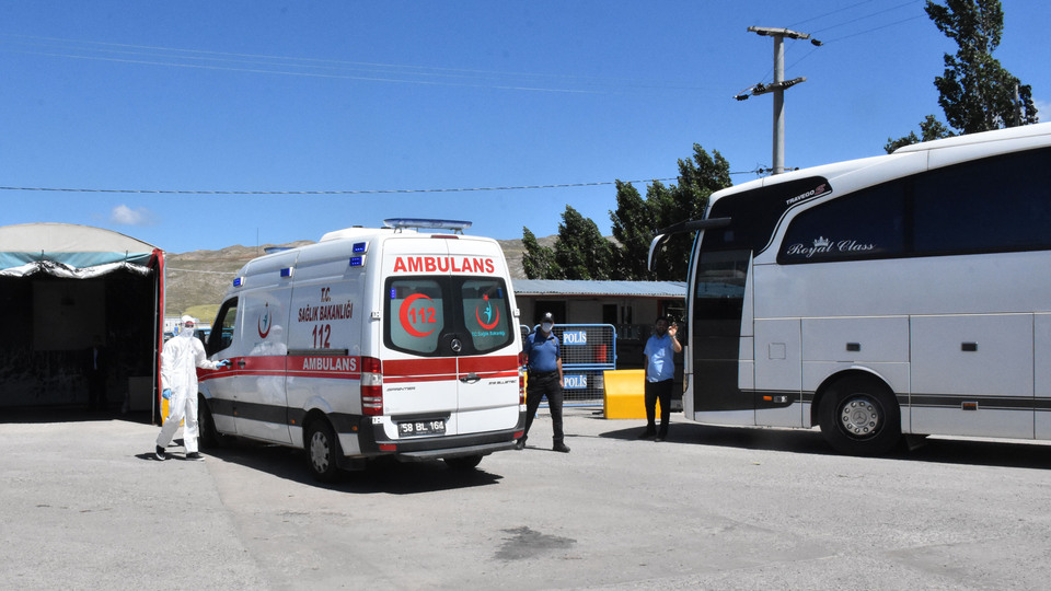 Yolcu otobüsünde korona paniği!