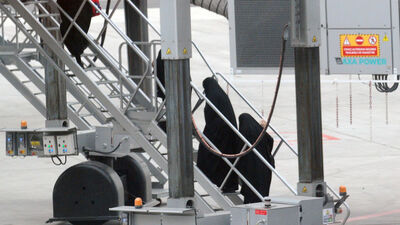 9 YTŞ sınır dışı edildi