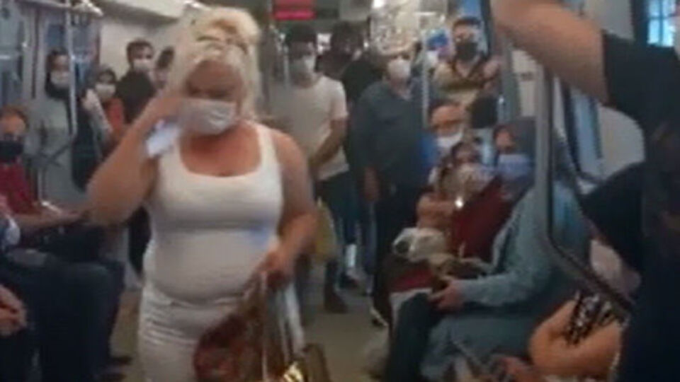 Metroda 'maske' gerginliği