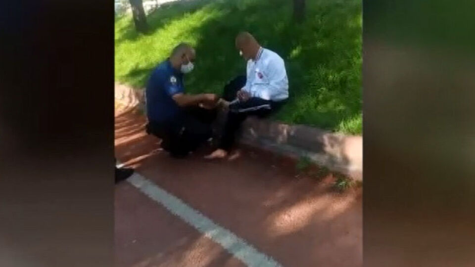 Polislerden vatandaşa pansuman