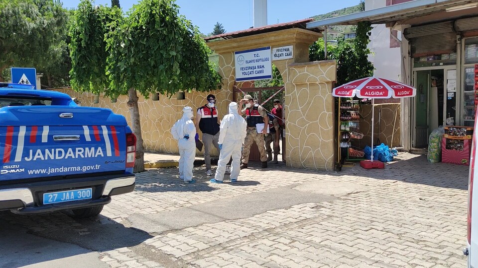 Gaziantep'te 14 ev için karantina kararı!