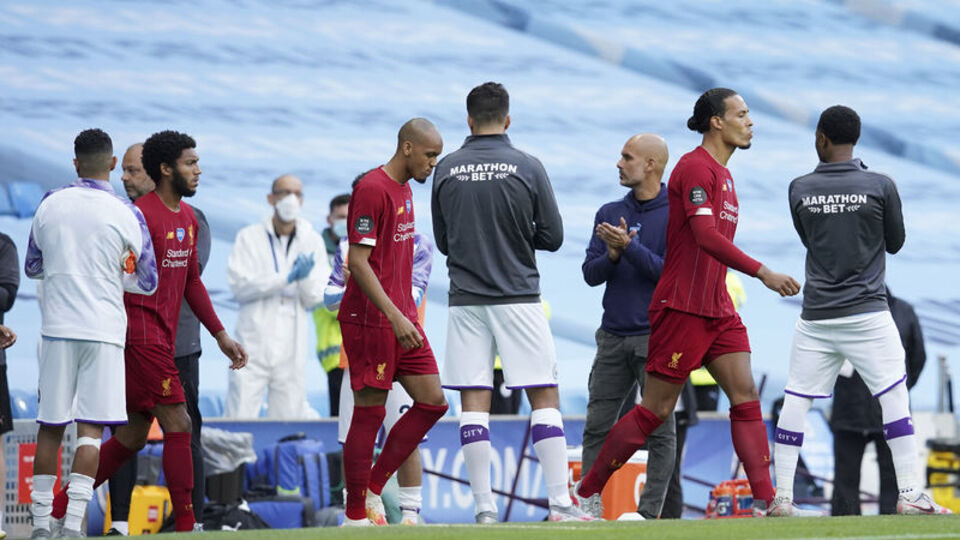 Önce alkışladılar sonra 4 gol attılar!