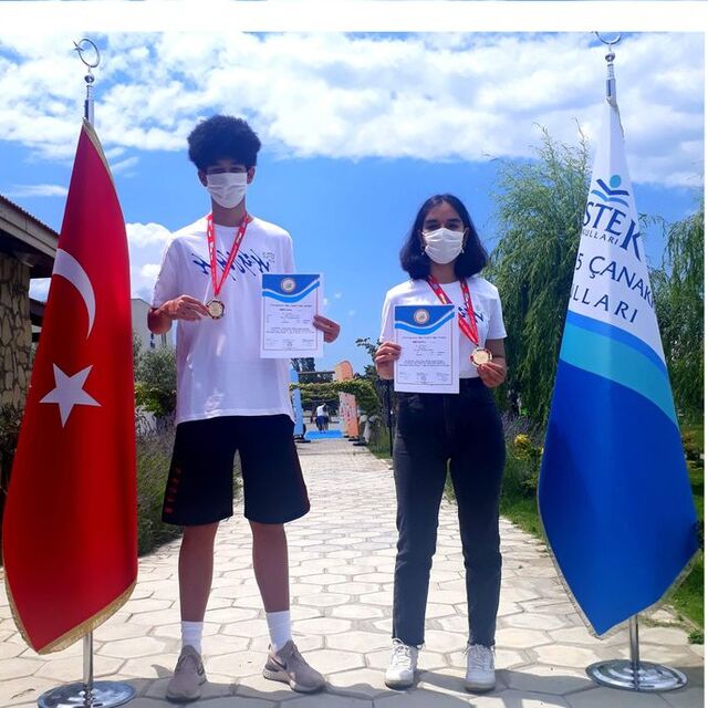 Türk öğrenciler Matematik Olimpiyatında altın madalya aldı