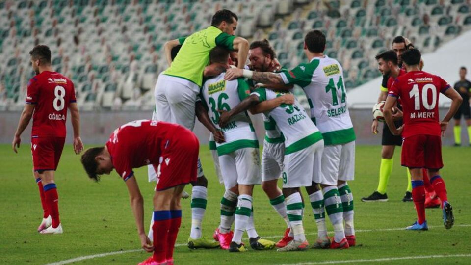 Bursa 10 kişiyle kazandı!