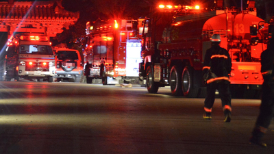 Japonya'da yangın faciası: 3 itfaiyeci ve 1 polis öldü!