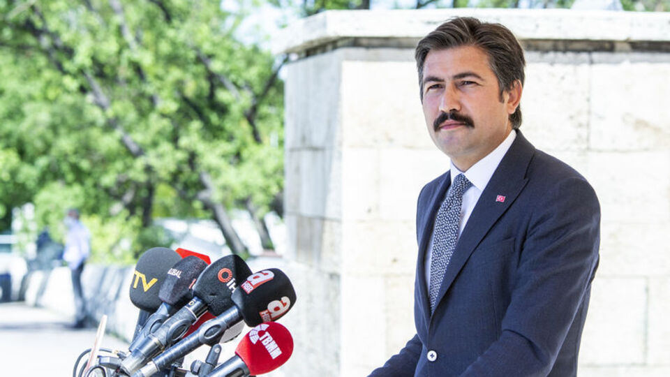 AK Parti'den baro düzenlemesi açıklaması