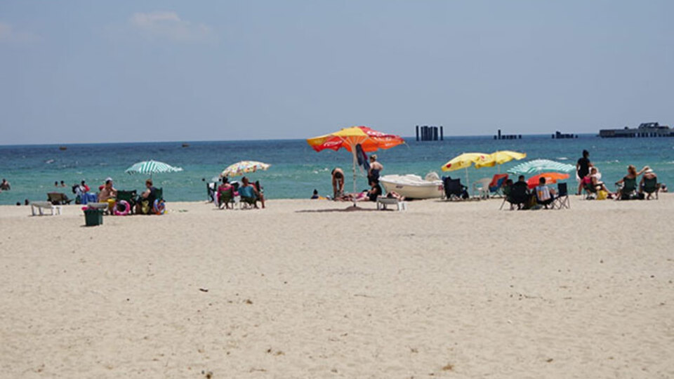 Arkadaşlarının yanında boğuldu