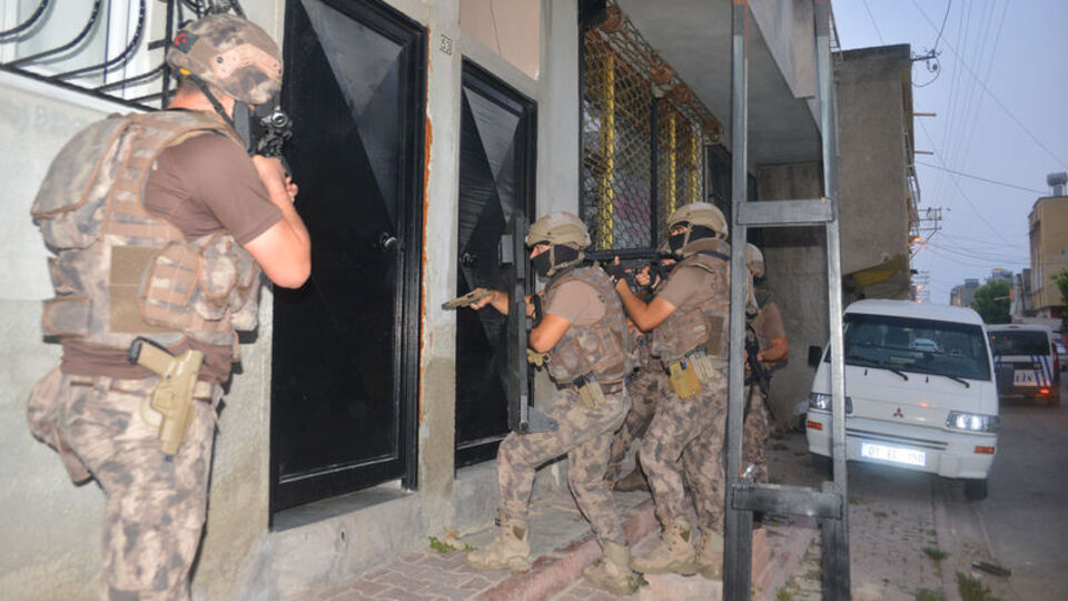 Adana merkezli 4 ilde uyuşturucu operasyonu