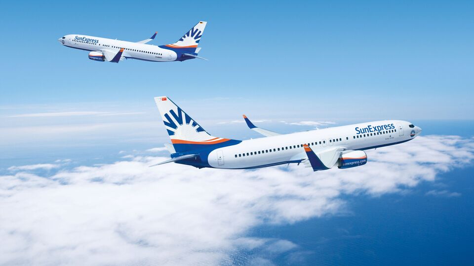 SunExpress Londra uçuşlarına başladı