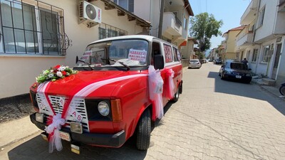 Gençlik hayalini gerçekleştirdi... Çiçek Abbas yollarda!