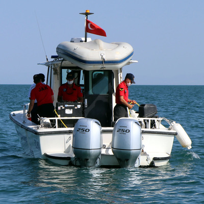 Van'da batan tekne bulundu