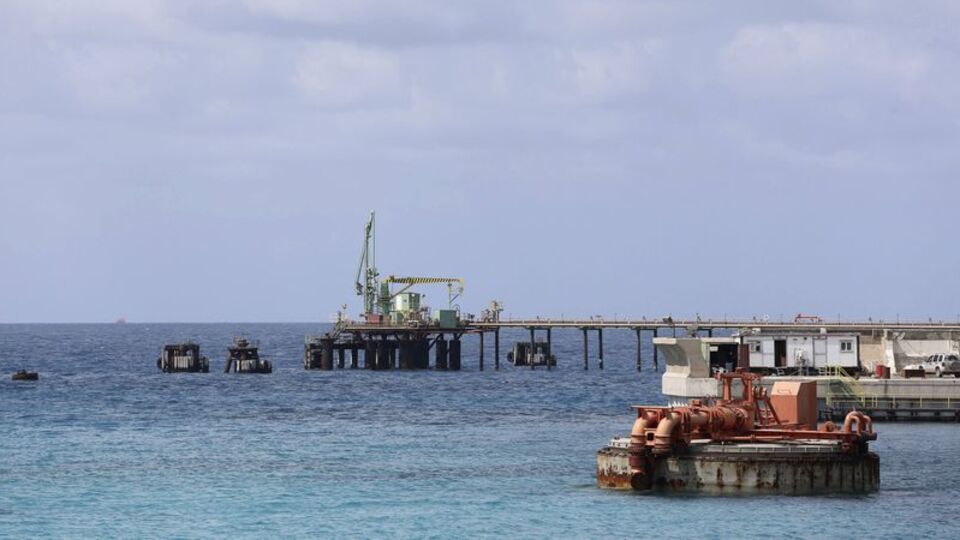Libya'da Hafter güçleri Sidra Limanı'ndan petrol yüklenmesini engelledi