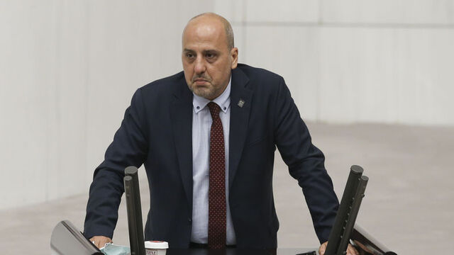 TBMM'de Ahmet Şık'a uyarı cezası