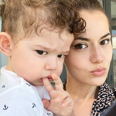 "Babası gibi keskin bakışlım"