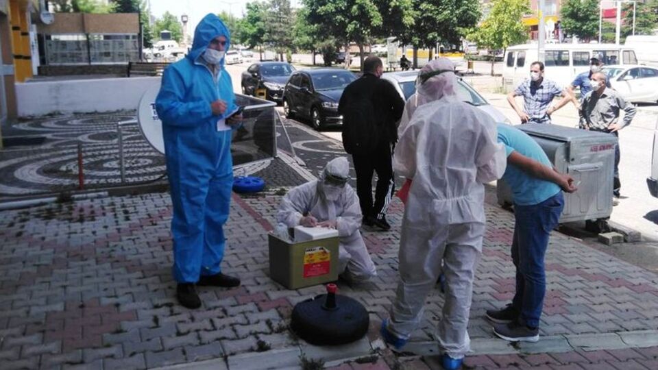 Konya'da iki ev karantinaya alındı