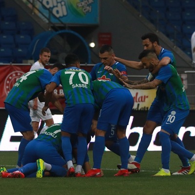 Düşme hattında müthiş maç!